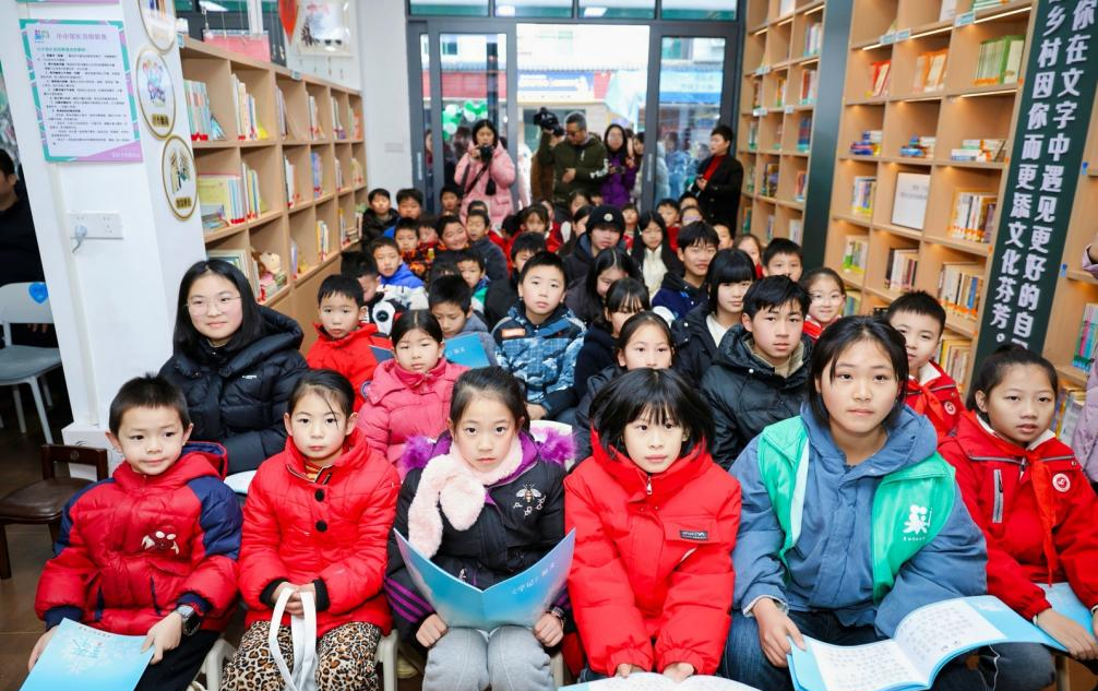 梦想照进乡村！小小书屋让乡野满是书香